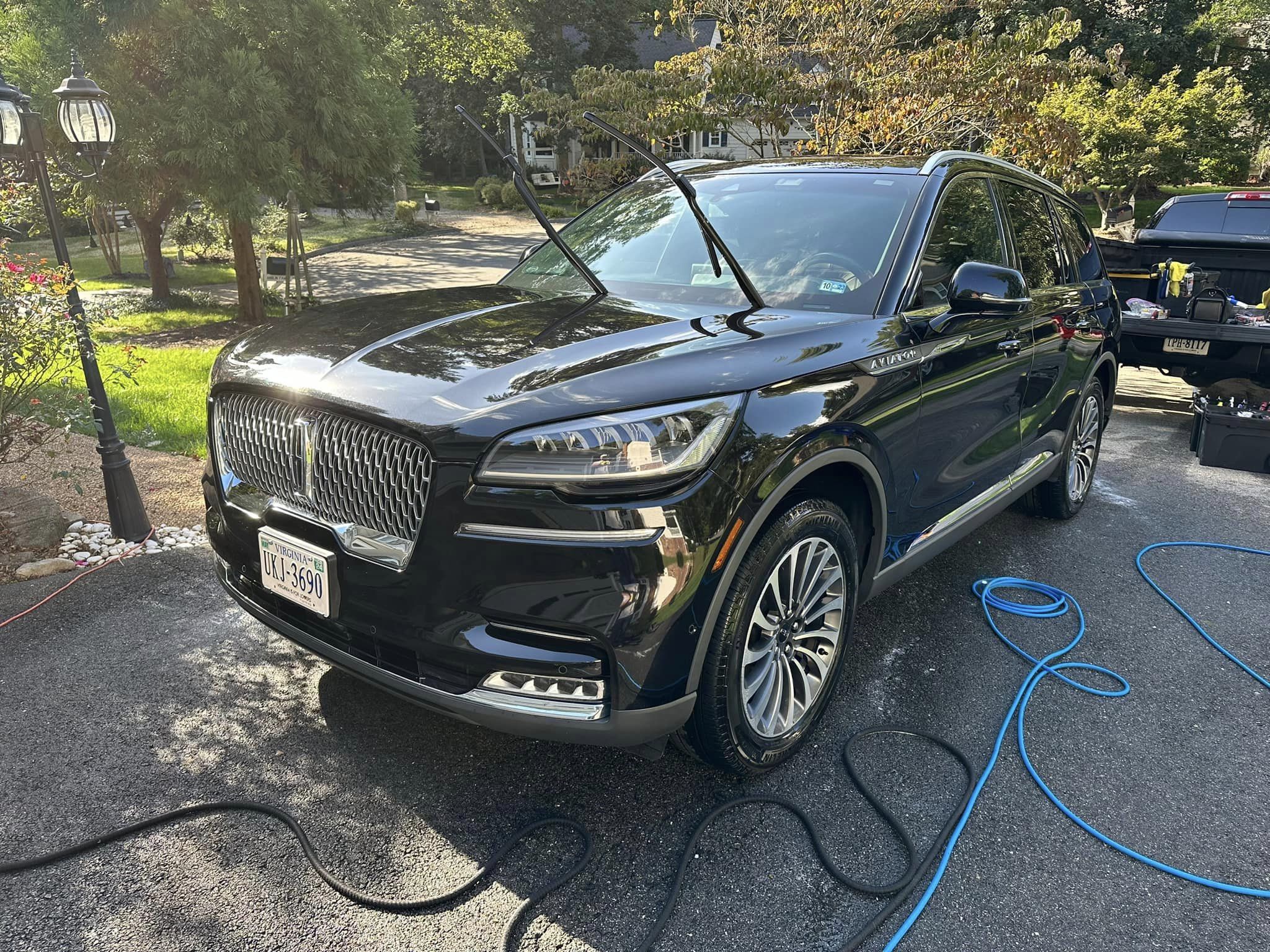 a beautiful black Aviator after a basic wash and wax